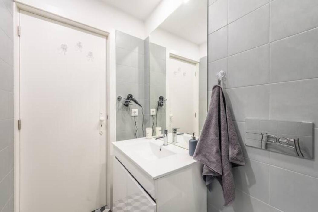 Guestready - Inside The Dots Apartment Porto Bagian luar foto